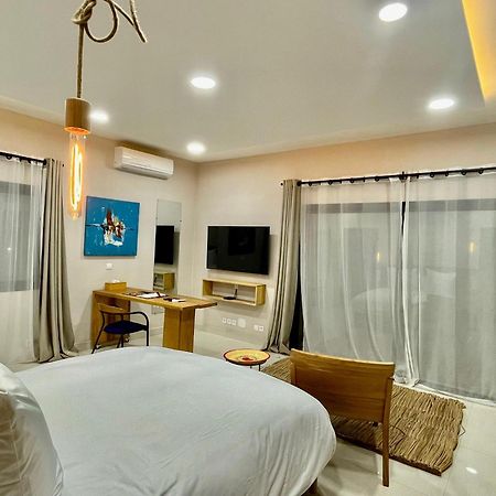 Le Kentia Hotell Lomé Exteriör bild