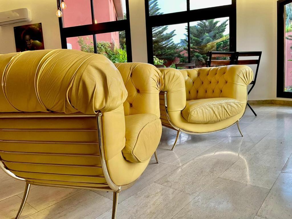 Le Kentia Hotell Lomé Exteriör bild